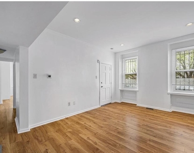 3800 Spring Garden Street - Photo Thumbnail 8