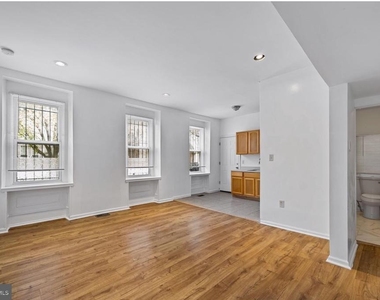 3800 Spring Garden Street - Photo Thumbnail 3