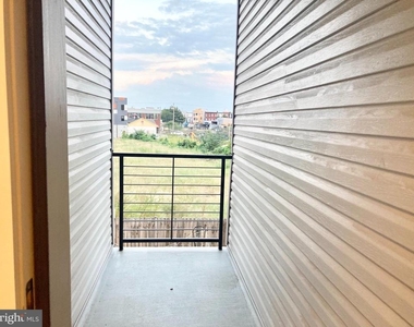 1843 N 6th Street - Photo Thumbnail 11