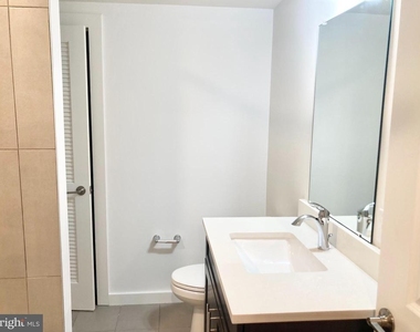 1843 N 6th Street - Photo Thumbnail 8