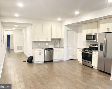 1843 N 6th Street - Photo Thumbnail 2