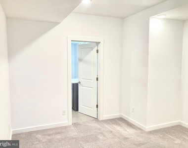 1843 N 6th Street - Photo Thumbnail 10