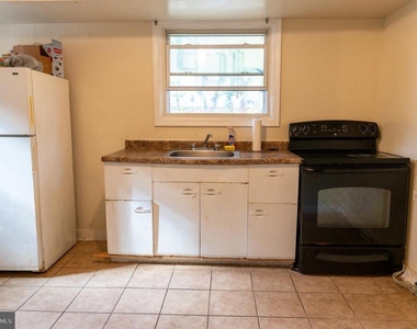 835 E Chelten Avenue - Photo Thumbnail 11