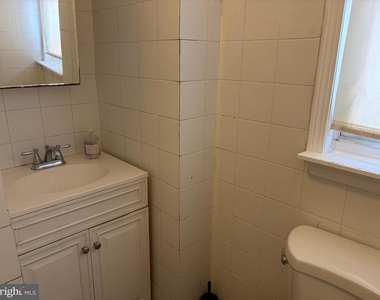 7058 Saybrook Avenue - Photo Thumbnail 16