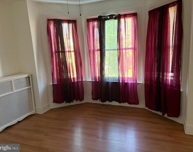 7058 Saybrook Avenue - Photo Thumbnail 11