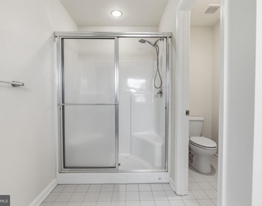 423 Sweet Bay Lane - Photo Thumbnail 24