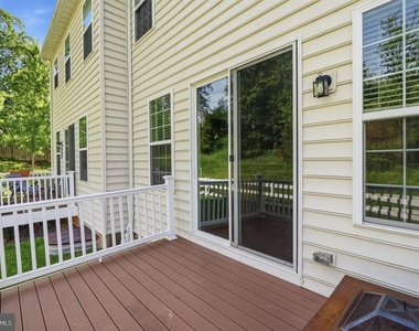 423 Sweet Bay Lane - Photo Thumbnail 34