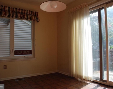 28 Knox Court - Photo Thumbnail 5
