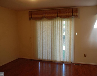 28 Knox Court - Photo Thumbnail 3