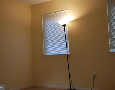 28 Knox Court - Photo Thumbnail 13