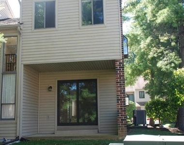 28 Knox Court - Photo Thumbnail 15