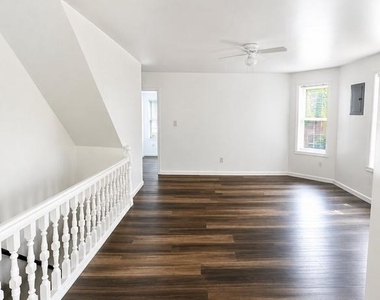 20 N Overbrook Avenue - Photo Thumbnail 2