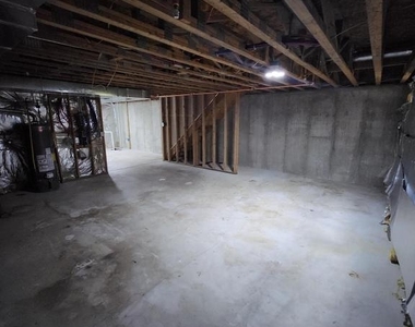 302 Hidden - Photo Thumbnail 28