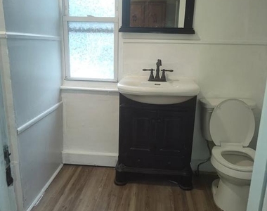 629 2nd St N - Photo Thumbnail 4