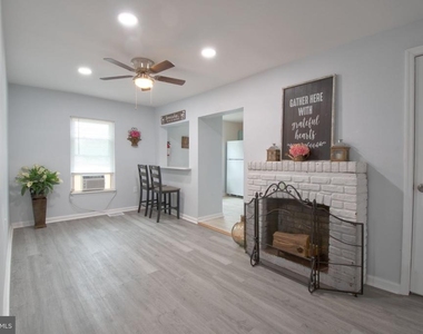 1012 W 3rd Street - Photo Thumbnail 1