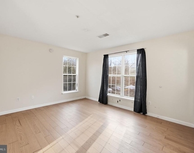 9900 Sassafras Lane - Photo Thumbnail 14