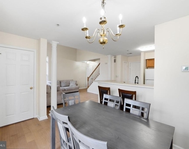 9900 Sassafras Lane - Photo Thumbnail 6