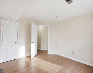 9900 Sassafras Lane - Photo Thumbnail 19