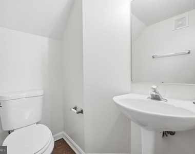 9900 Sassafras Lane - Photo Thumbnail 13