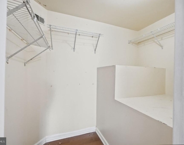 9900 Sassafras Lane - Photo Thumbnail 16