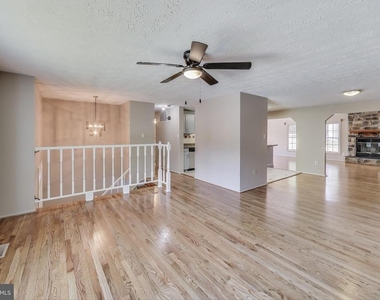 9217 Briarchip Street - Photo Thumbnail 5
