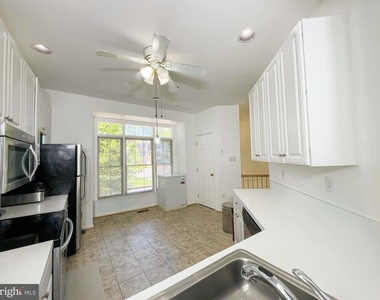 7822 Quill Point Drive - Photo Thumbnail 7