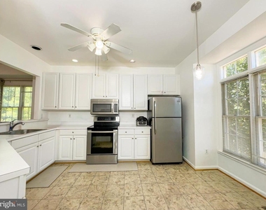 7822 Quill Point Drive - Photo Thumbnail 12
