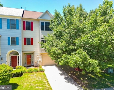 7822 Quill Point Drive - Photo Thumbnail 1