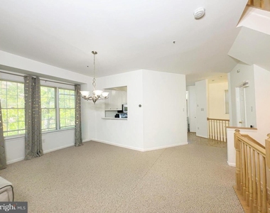 7822 Quill Point Drive - Photo Thumbnail 8