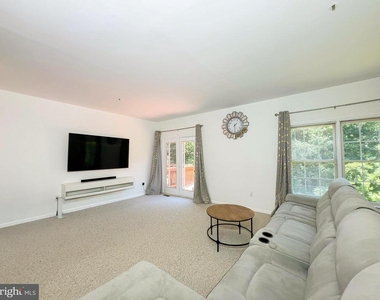 7822 Quill Point Drive - Photo Thumbnail 4