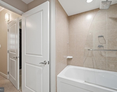 157 Fleet Street - Photo Thumbnail 20