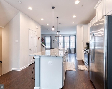 12925 Brickyard Boulevard - Photo Thumbnail 9