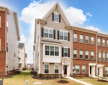 12925 Brickyard Boulevard - Photo Thumbnail 1