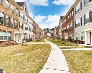 12925 Brickyard Boulevard - Photo Thumbnail 30