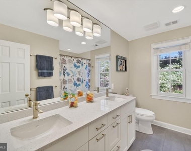 5115 Cape Cod Court - Photo Thumbnail 38