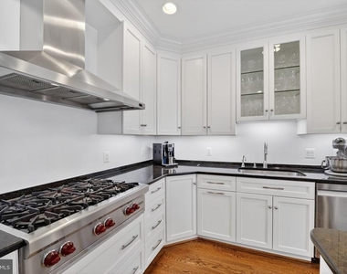 5115 Cape Cod Court - Photo Thumbnail 16