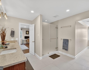 5115 Cape Cod Court - Photo Thumbnail 46