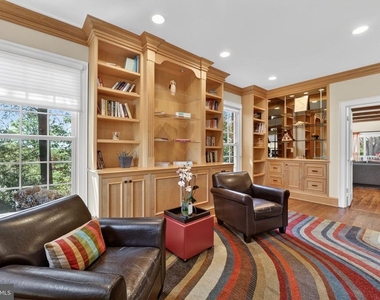 5115 Cape Cod Court - Photo Thumbnail 11