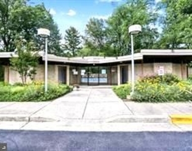 9039 Sligo Creek Parkway - Photo Thumbnail 2