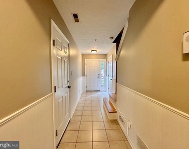 2107 Mardic Drive - Photo Thumbnail 16