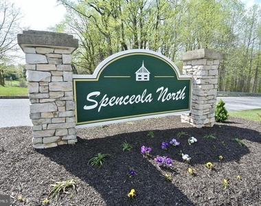 2107 Mardic Drive - Photo Thumbnail 54