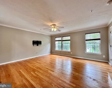 2107 Mardic Drive - Photo Thumbnail 32
