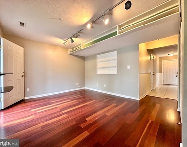 2107 Mardic Drive - Photo Thumbnail 15