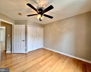 2107 Mardic Drive - Photo Thumbnail 44