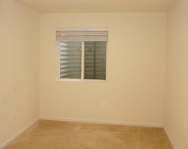 4550 Tinder Box Circle - Photo Thumbnail 33