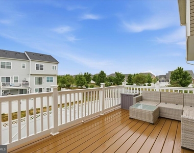 5457 Spotswood Place - Photo Thumbnail 12