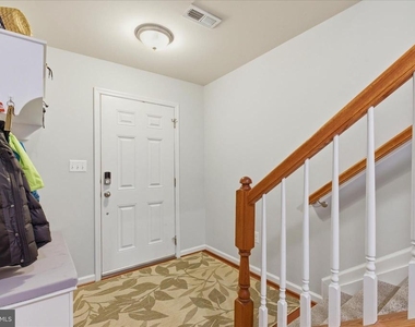 5457 Spotswood Place - Photo Thumbnail 4