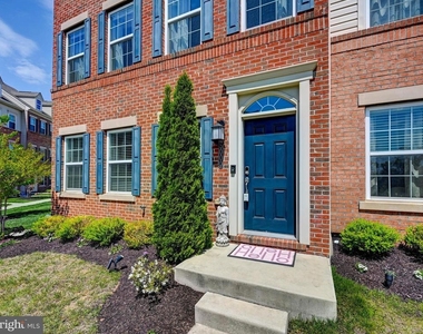 5000 John Buck Avenue - Photo Thumbnail 2