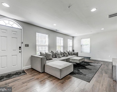 5000 John Buck Avenue - Photo Thumbnail 5