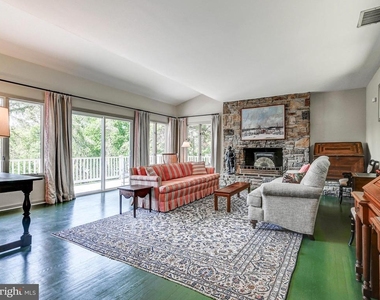 1552 Glencoe Road - Photo Thumbnail 12
